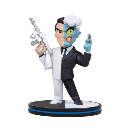QMx Q-Fig DC Batman: The Animated Series Blind Box Wave 1 (1 Box with 1 Figure)