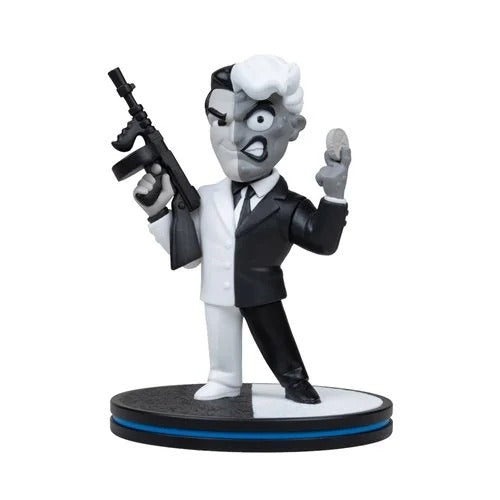 QMx Q-Fig DC Batman: The Animated Series Blind Box Wave 1 (1 Box with 1 Figure)