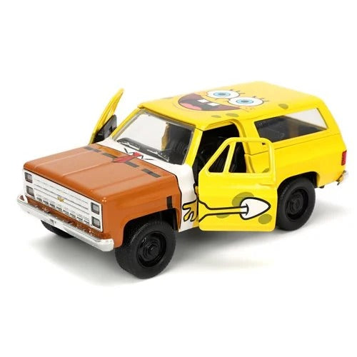 Hollywood Rides 1980 Chevy Blazer K5 1:32 Die-Cast Metal Vehicle with SpongeBob SquarePants Nano Figure