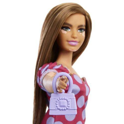 Barbie Fashionista - by Mattel | Buy at ToyShnip