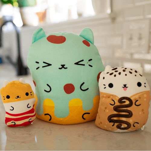 Cats vs Pickles Chonks 6 Inch Plush Mystery Bag - by CEPIA | Buy at ToyShnip