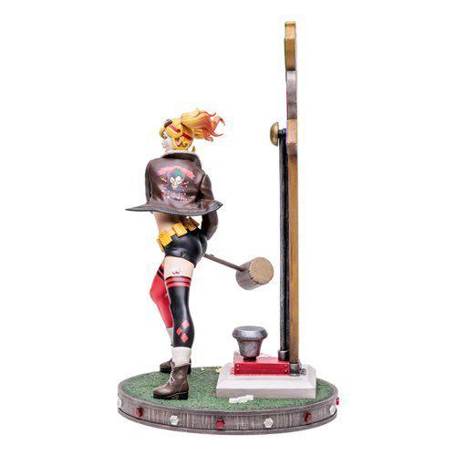 DC Bombshells Harley Quinn Deluxe Version 2 Statue - by DC Direct | Buy at ToyShnip