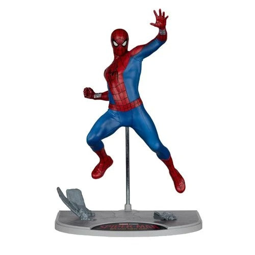 Marvel Rivals Spider-Man: Brand New Day 1:6 Scale Posed Figure with Scene and Comic