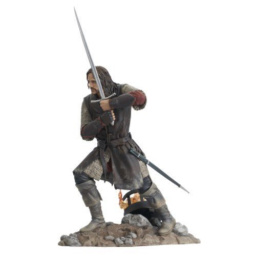 Lord of the Rings Gallery Aragorn PVC Diorama - by Diamond Select | Buy at ToyShnip