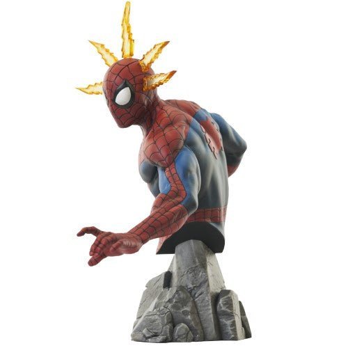 Marvel Comic Spider-Man 1/7 Scale Resin Bust - by Diamond Select | Buy at ToyShnip