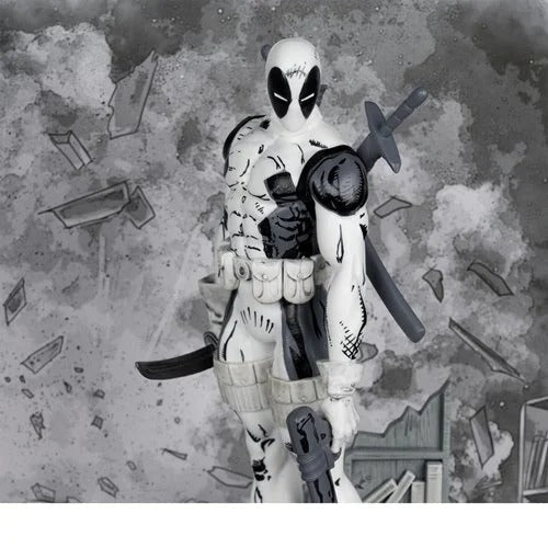 Marvel Deadpool The New Mutants 98 Line Art 1:10 Scale Posed Figure with Scene - Gold Label Exclusive - by McFarlane Toys