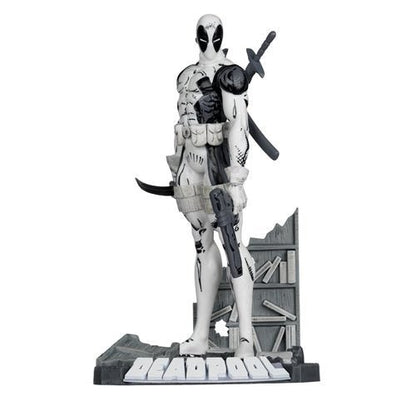 Marvel Deadpool The New Mutants 98 Line Art 1:10 Scale Posed Figure with Scene - Gold Label Exclusive - by McFarlane Toys