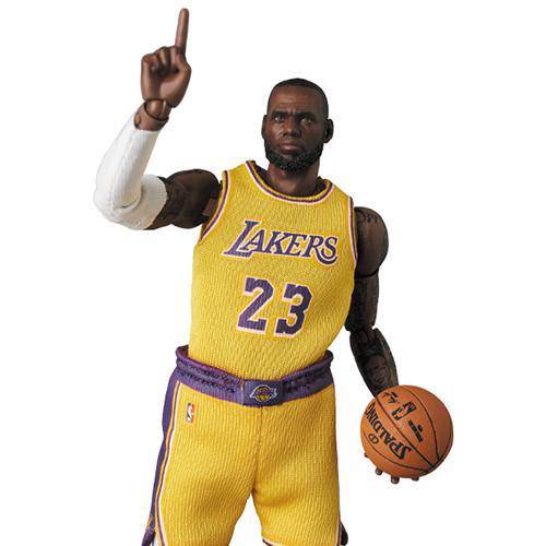 LeBron James Los Angeles Lakers MAFEX Action Figu ToyShnip EN