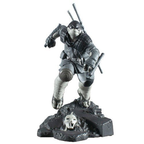 Teenage Mutant Ninja Turtles The Last Ronin PVC 10 - Inch Diorama - by Diamond Select