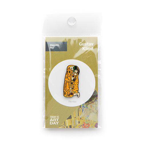 The Kiss by Gustav Klimt Enamel Pin - Today is Art Day - ToyShnip